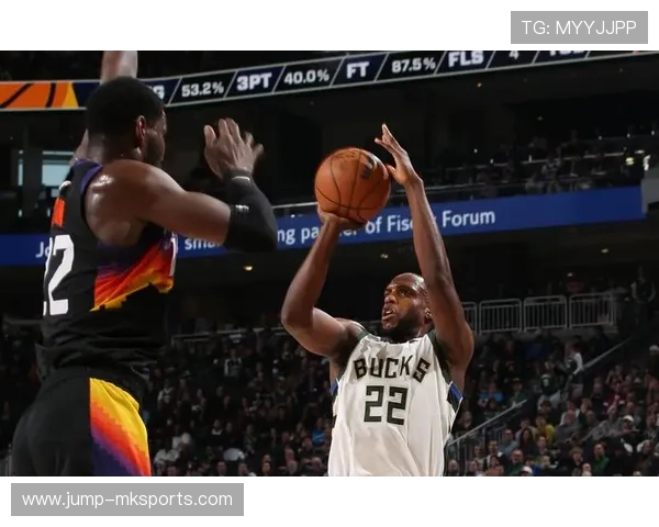 米德尔顿关键球助雄鹿逆转取胜，球队士气大振